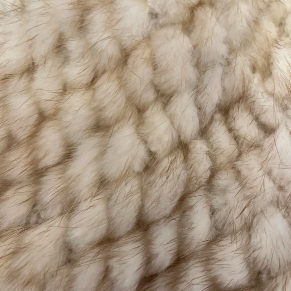 NWOT RARE rabbit fur cream trapper hat
